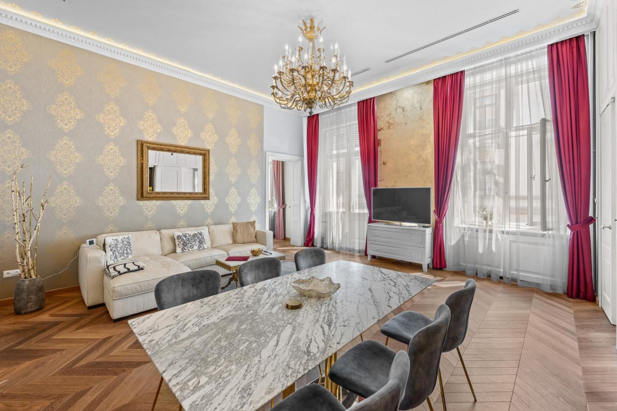 Count Zrinyi Basilica Luxurious Appartement *